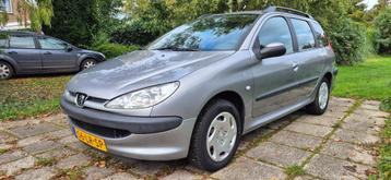 Peugeot 206 SW 1.4 X-line NIEUWE APK EN NETJES beschikbaar voor biedingen