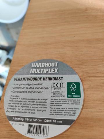 Hardhout multiplex 122x96 cm beschikbaar voor biedingen