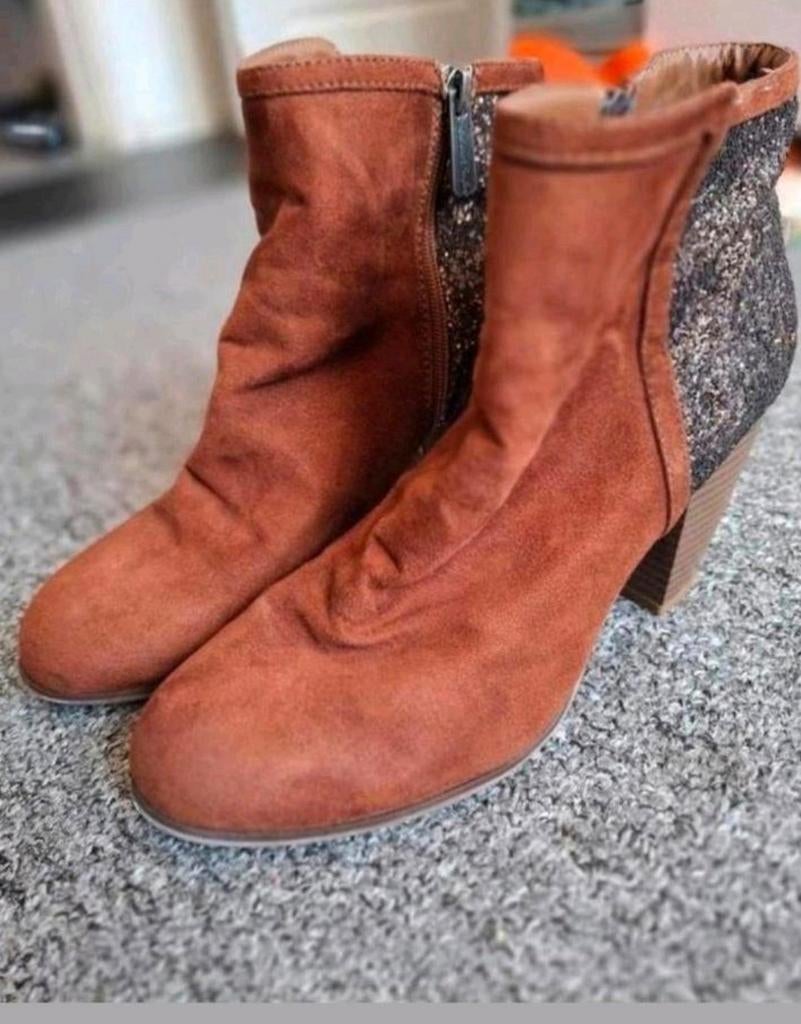 Leuke bruine laarsjes maat 41, Bruin, Lage of Enkellaarzen, Frais aux pieds, Ophalen of Verzenden