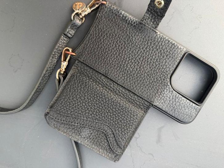 Dutchies iPhone 15 Pro Hoesje met Koord & Pasjes, Telecommunicatie, Mobiele telefoons | Hoesjes en Frontjes | Apple iPhone, Gebruikt