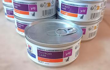 17 blikjes Hill's Prescription Y/D Thyroid Care - kat beschikbaar voor biedingen