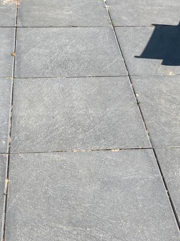 10m2 terrastegels  beschikbaar voor biedingen
