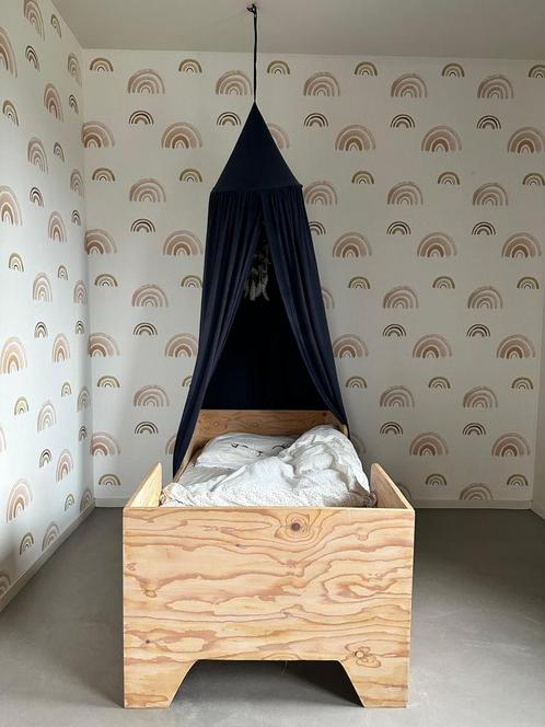 Prachtig handgemaakt bed, Kinderen en Baby's, Kinderkamer | Bedden, Zo goed als nieuw, 140 tot 160 cm, 70 tot 85 cm, Matras, Ophalen