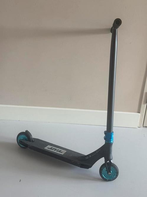 Custom stuntstep, Fietsen en Brommers, Steps, Zo goed als nieuw, Gewone step, Ophalen