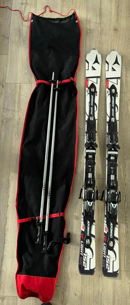 AFGEPRIJSD: Atomic VF-Light Twincap Damesski’s 152 cm, 140 tot 160 cm, Gebruikt, Ophalen of Verzenden, Carve
