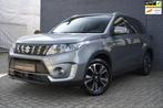 Suzuki Vitara 1.0 Boosterjet AllGrip Flash 4x4, Panoramadak, Auto's, Suzuki, Gebruikt, Zwart, Bedrijf, Vierwielaandrijving