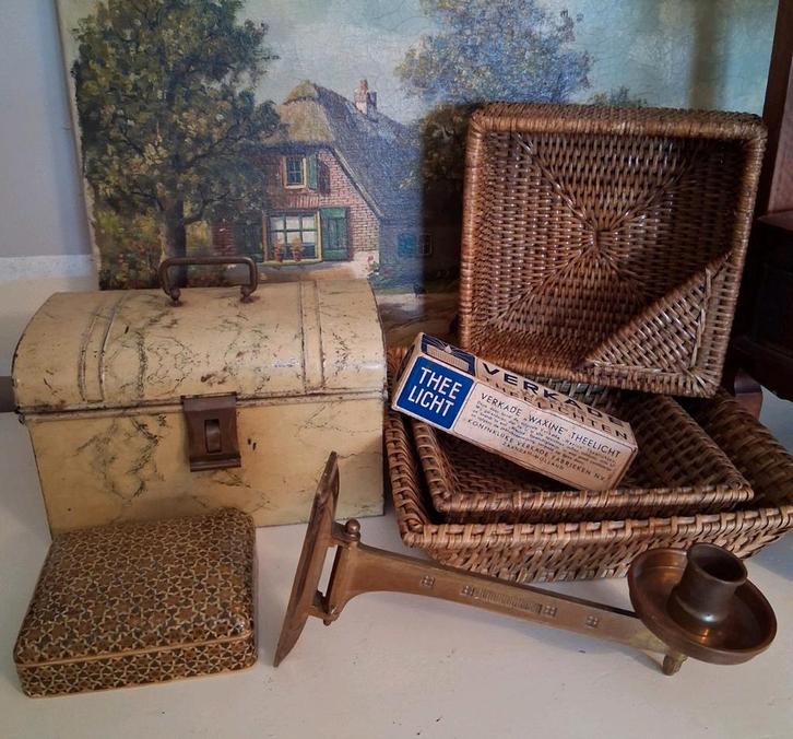 Birma riet Blik Doosje Kandelaar Verkade waxinelichtjes, Antiek en Kunst, Antiek | Woonaccessoires, Ophalen of Verzenden