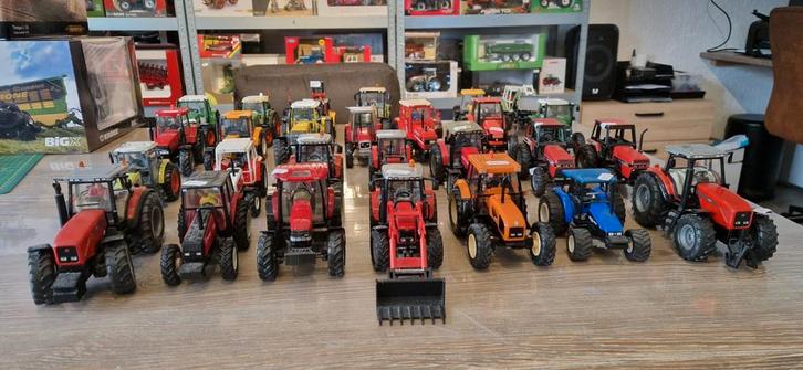 Partij trekkers 1:32, Hobby en Vrije tijd, Modelauto's | 1:32, Zo goed als nieuw, Tractor of Landbouw, Britains, Ophalen of Verzenden