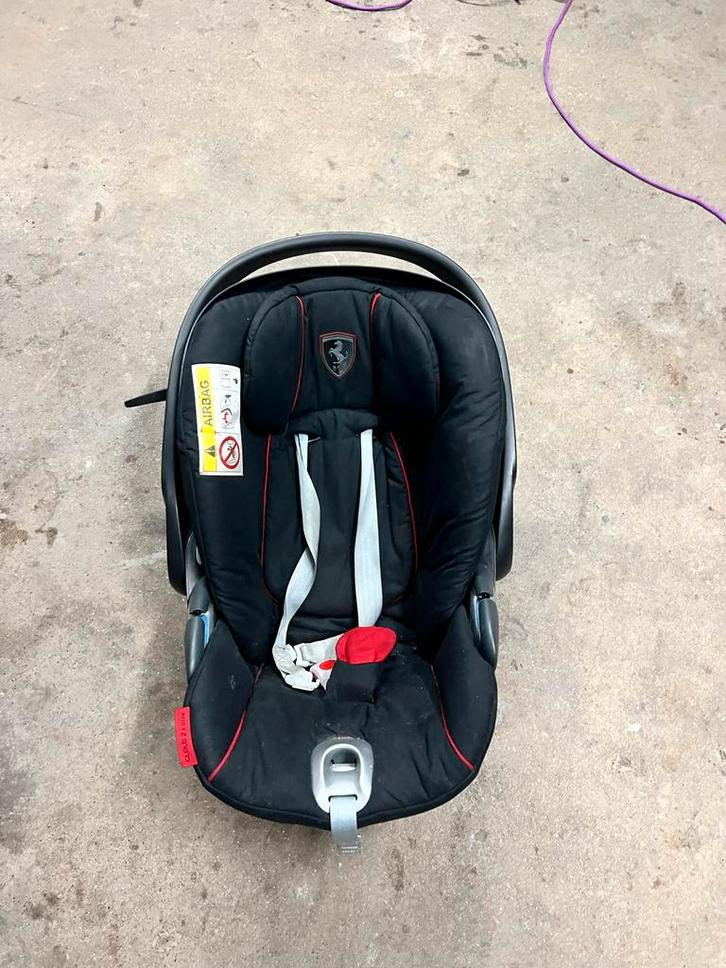 Cybex Ferrari Autostoeltje, Kinderen en Baby's, Autostoeltjes, Gebruikt, Overige merken, 0 t/m 13 kg, Autogordel of Isofix, Slaapstand