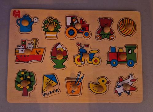 Twee houten knopjes kinderpuzzels, Kinderen en Baby's, Speelgoed | Kinderpuzzels, Gebruikt, 6 maanden tot 2 jaar, 10 tot 50 stukjes