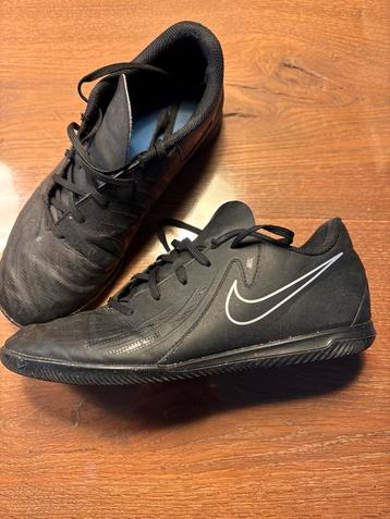 Nike Phantom voetbalschoenen Zwart Maat 40 beschikbaar voor biedingen