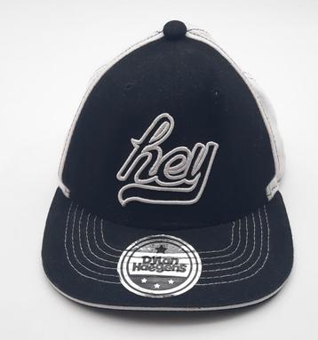 Dylan Haegens originele kinder pet / cap  Hey met sticker beschikbaar voor biedingen