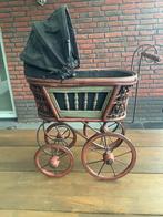 Antieke poppenwagen, Ophalen, Gebruikt