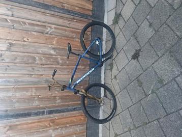 Rockrider st540 beschikbaar voor biedingen