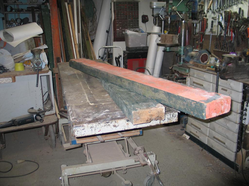 TWEE HOUTEN BALKEN, Ophalen, Gebruikt, 180 tot 250 cm, Balken