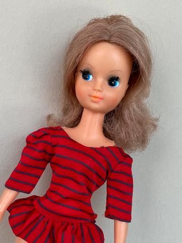 Vintage Fleur Otto Simon Dutch Sindy 80 s  geen Barbie pop beschikbaar voor biedingen