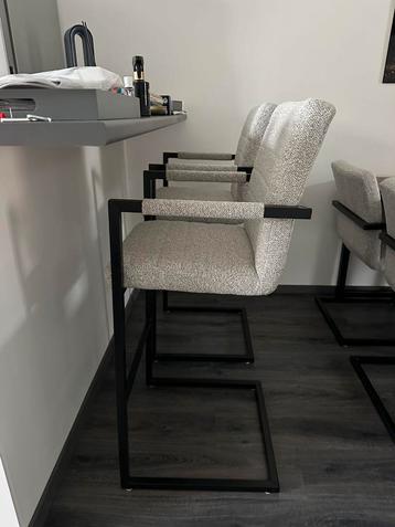 2x nieuwe moderne barkrukken (set) beschikbaar voor biedingen