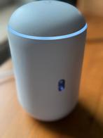 Ubiquiti UniFi Dream Router (UDR) (incl. doos), Computers en Software, Ophalen of Verzenden, Zo goed als nieuw, Router met modem