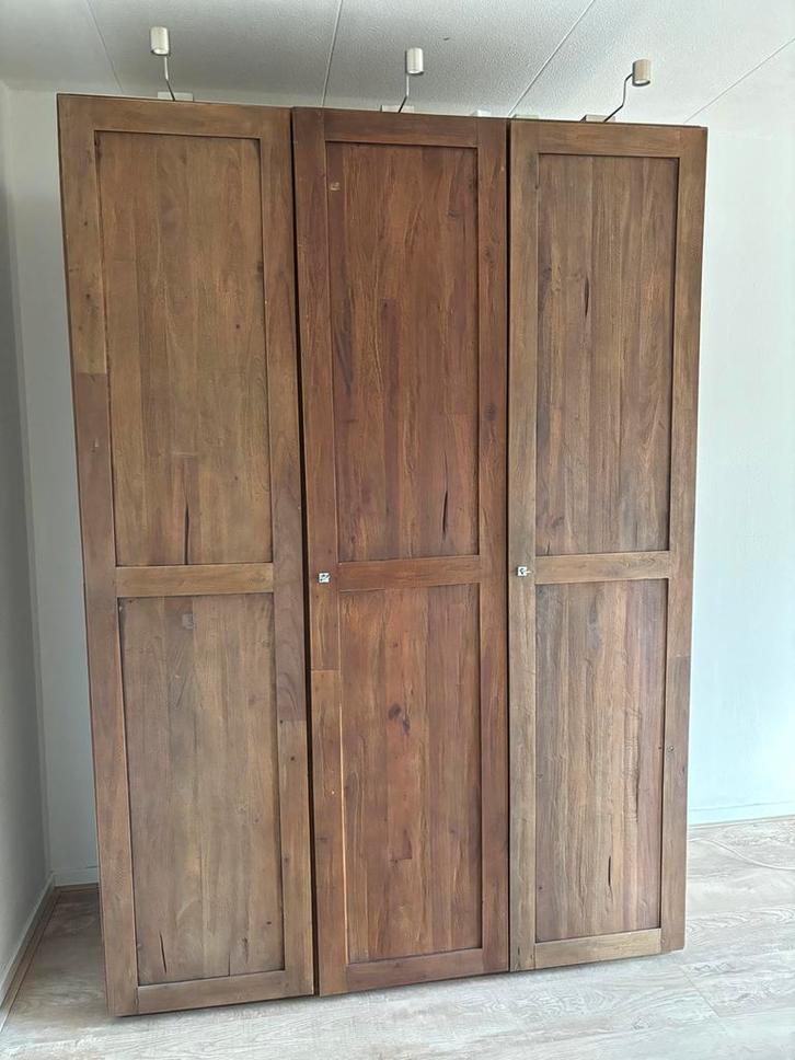 Kledingkast 2 stuks, Huis en Inrichting, Kasten | Kledingkasten, Gebruikt, 200 cm of meer, 150 tot 200 cm, 50 tot 75 cm, Met deur(en)