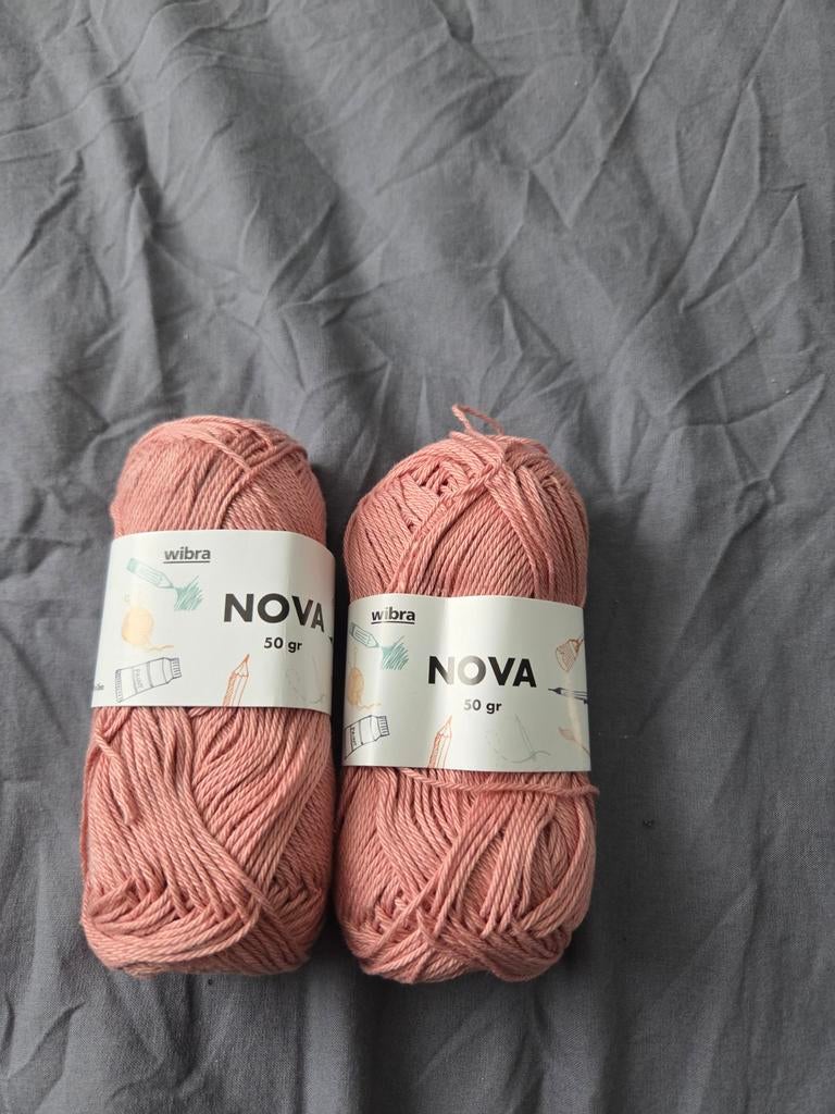 Wibra Garen Nova - 2 Bolletjes Gemerceriseerde Katoen, Hobby en Vrije tijd, Ophalen of Verzenden