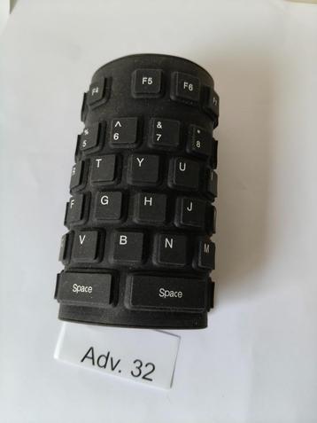 Oprolbaar toetsenbord beschikbaar voor biedingen