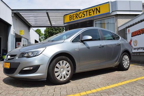 Opel Astra Sedan 1.4 16V Edition (bj 2012), Auto's, Opel, Bedrijf, Te koop, Astra, ABS, Airbags, Airconditioning, Alarm, Bluetooth