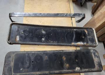 Kenteken plaat houders sloten Peugeot 404 Koffer Slotvangers beschikbaar voor biedingen