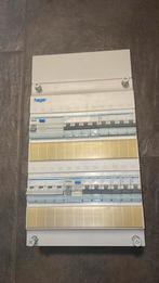 HAGER Vision 3 fase groepenkast KRACHTSTROOM, Hobby en Vrije tijd, Elektronica-componenten, Ophalen of Verzenden, Zo goed als nieuw