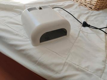 Gellak uv nagel lamp beschikbaar voor biedingen