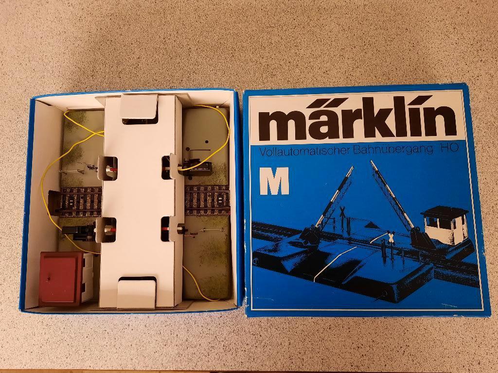 marklin onderdelen, Ophalen, Wisselstroom, Rails, Zo goed als nieuw