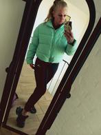 Gymshark Puffer Bomber - Mintgroen - Maat M, Maat 38/40 (M), Ophalen of Verzenden, Zo goed als nieuw, Groen