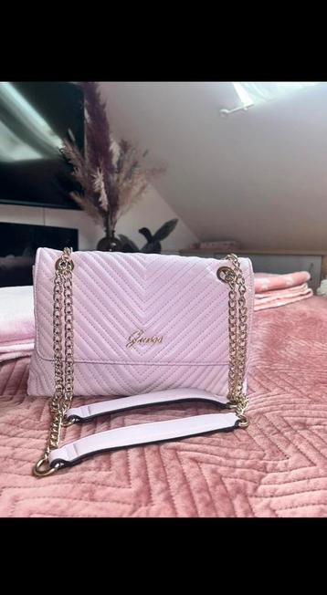 Lila Guess tas beschikbaar voor biedingen