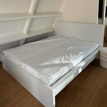 MALM Bed 160x200 + matras + lattenbodem - IKEA - wit 