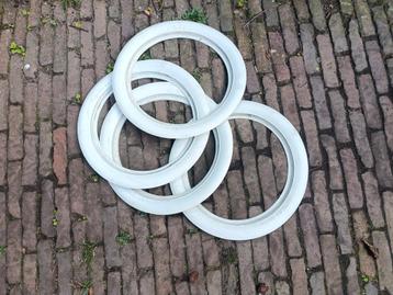 Witte Wand Ringen voor Autobanden beschikbaar voor biedingen