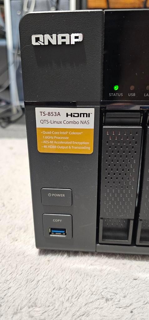 QNAP TS-853A NAS (Zonder HDD's) met ab, Computers en Software, NAS, Gebruikt, Ophalen of Verzenden