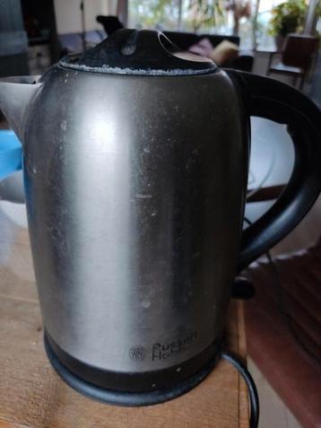 RVS waterkoker Russell Hobb. Knop met gebruiksaanwijzing. beschikbaar voor biedingen