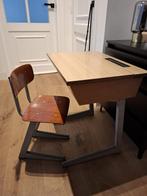 Schoolbureautje met klep, Ophalen, Gebruikt, Stoel(en)