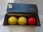 Biljartballen Super Aramith in originele doos., Ophalen of Verzenden, Gebruikt, Keu of Ballen