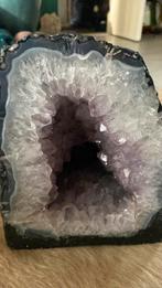 Amethist geode, Verzamelen, Mineralen en Fossielen, Ophalen of Verzenden