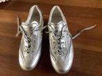 Hogan sneaker zilver, Meisje, Schoenen, Ophalen of Verzenden, Zo goed als nieuw
