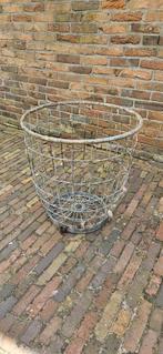 prachtige oude grote aardappelmand., Huis en Inrichting, Woonaccessoires | Schalen en Manden, Ophalen of Verzenden, Gebruikt, Rond