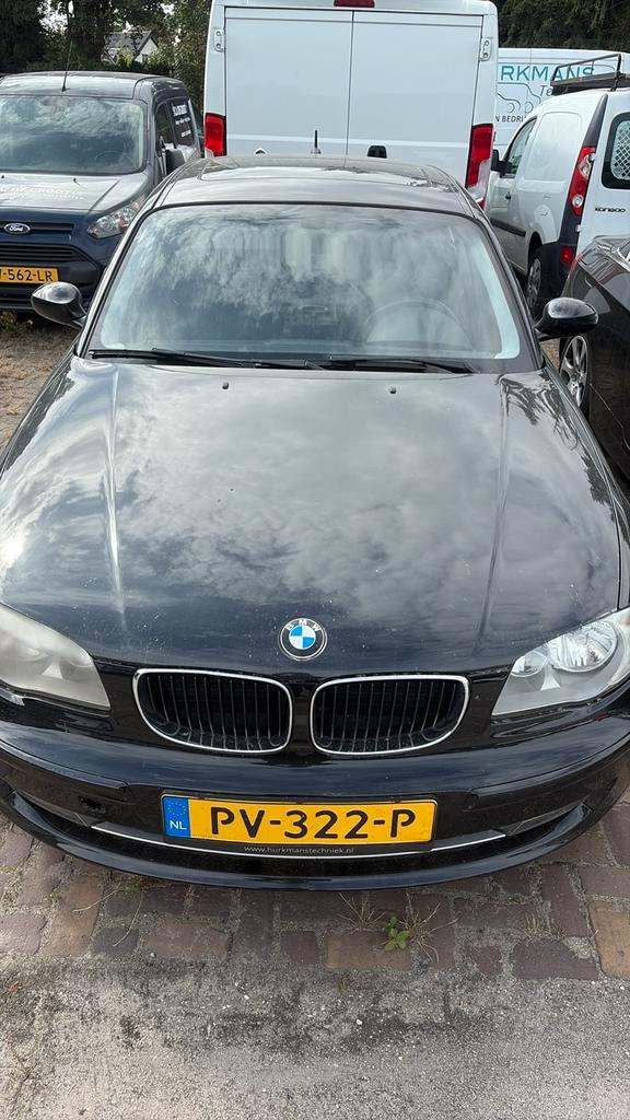 BMW 1-Serie 1.6 116I 5DR 2008 Zwart, Auto's, BMW, Particulier, 1-Serie, Benzine, B, Hatchback, Handgeschakeld, Geïmporteerd, Zwart