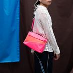 *nieuw* fluo pink TAS Susan Bijl The New Bum Bag Medium, Sieraden, Tassen en Uiterlijk, Tassen | Damestassen, Ophalen of Verzenden