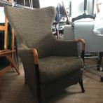 Giorgetti Progetti Wing Chair design fauteuil stoel motief, Huis en Inrichting, Ophalen
