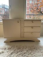 Art Deco dressoir met lades en prachtig houtwerk., Huis en Inrichting, Kasten | Buffetkasten, Ophalen, Minder dan 50 cm, Gebruikt