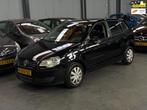 Volkswagen Polo 1.2 Trendline Nieuwe APK NAP Airco, Voorwielaandrijving, Stof, Airbags, 1198 cc