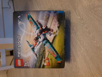 Lego Technic racevliegtuig te koop beschikbaar voor biedingen