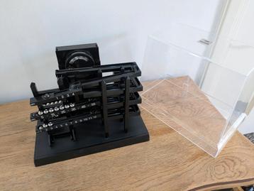 Time Machine Kogelklok / Knikkerklok / Roll-o-clock beschikbaar voor biedingen