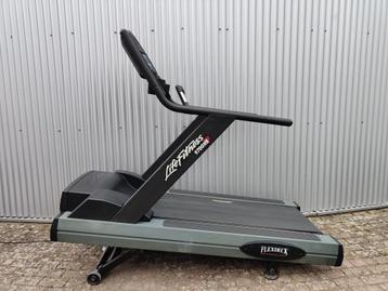 Life Fitness 9700HR loopband next generation beschikbaar voor biedingen