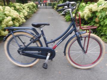 Prachtige 24 inch Batavus CNCTD  met 3 versnellingen en rek beschikbaar voor biedingen